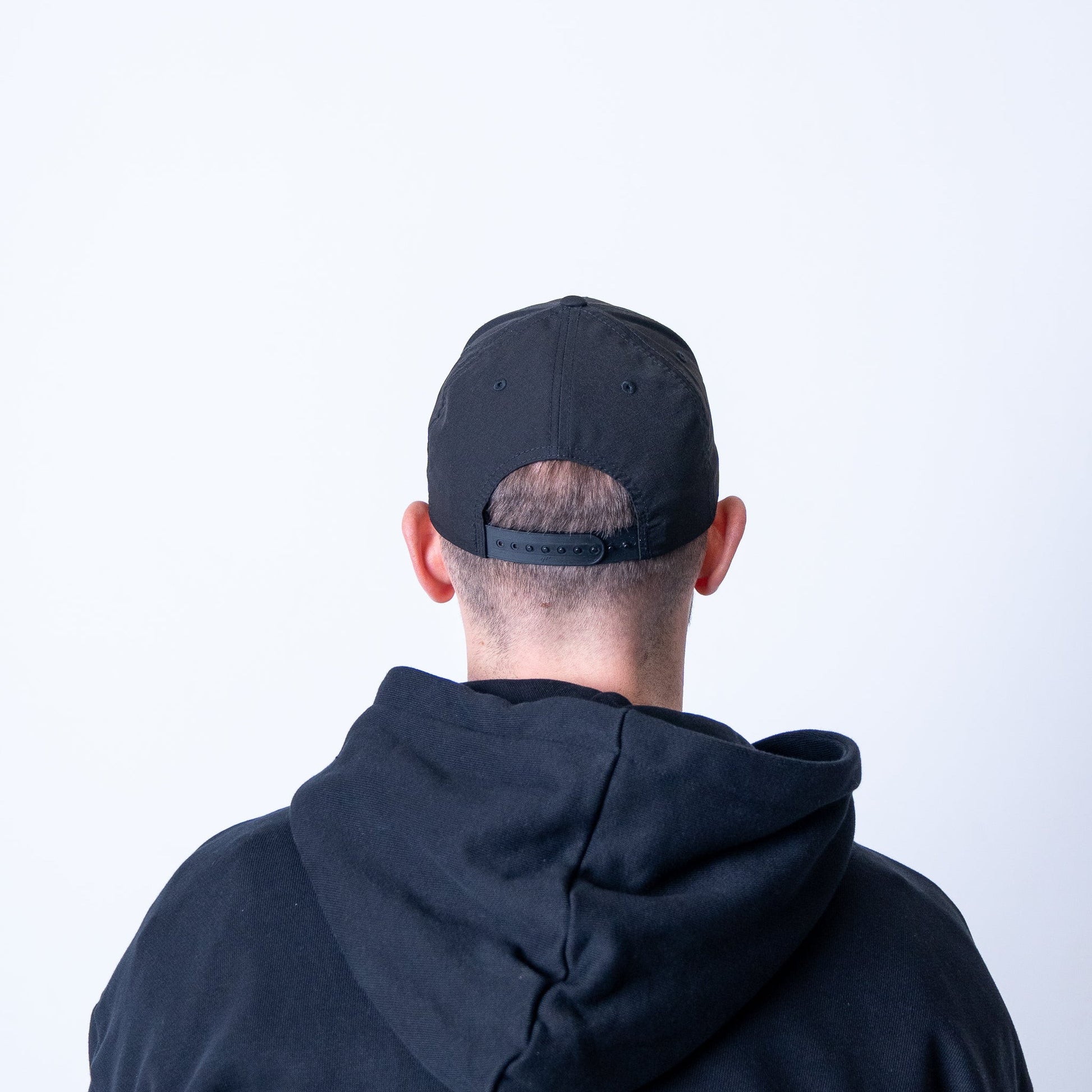 black-offwhite